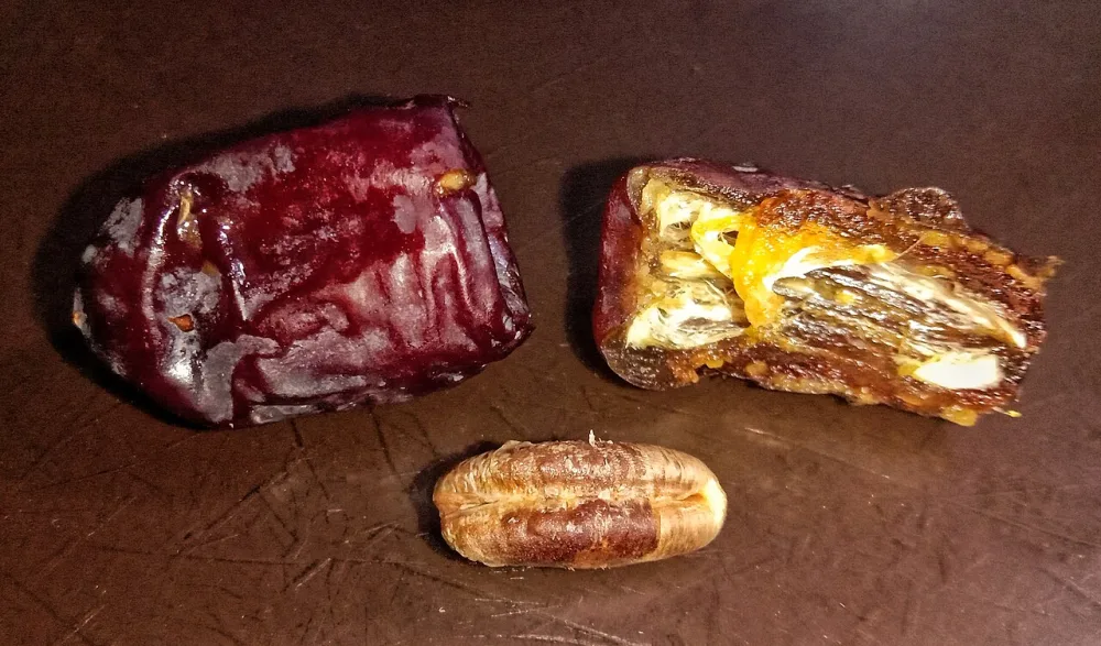 Mazafati vs Piarom Dates: Which One Is Right for You?